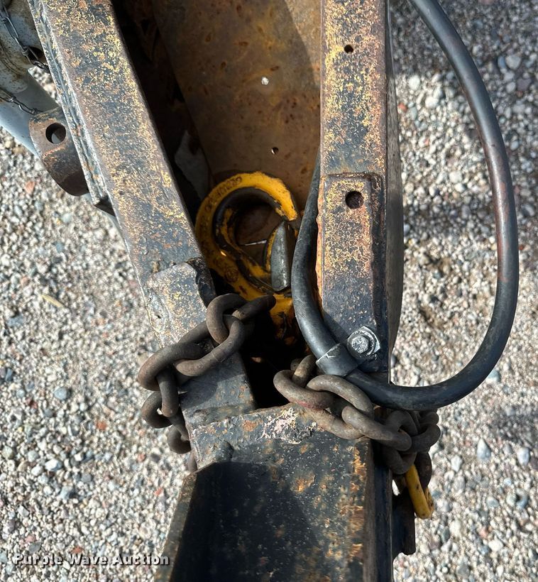 image for item EB2770 1976 equipment trailer