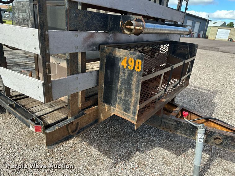 image for item EB2770 1976 equipment trailer