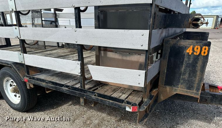 image for item EB2770 1976 equipment trailer