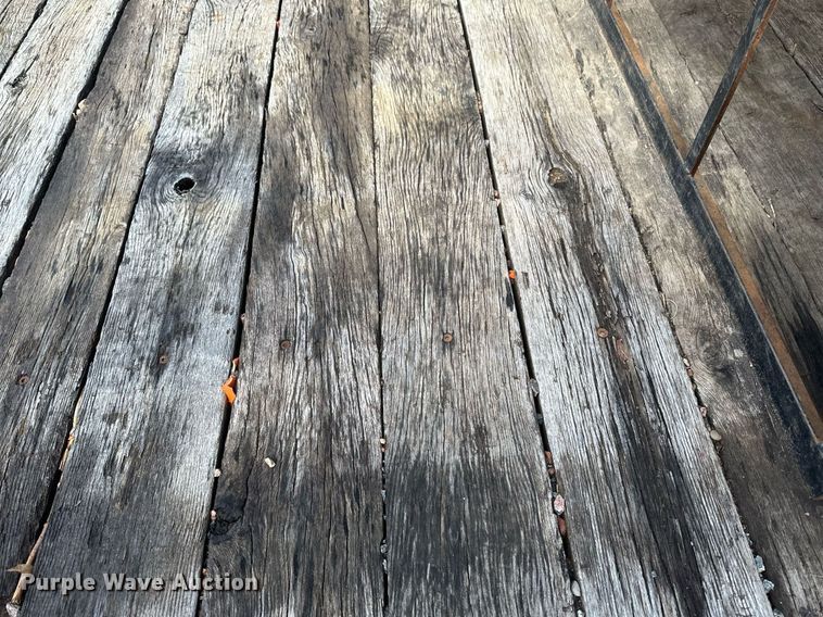 image for item EB2770 1976 equipment trailer