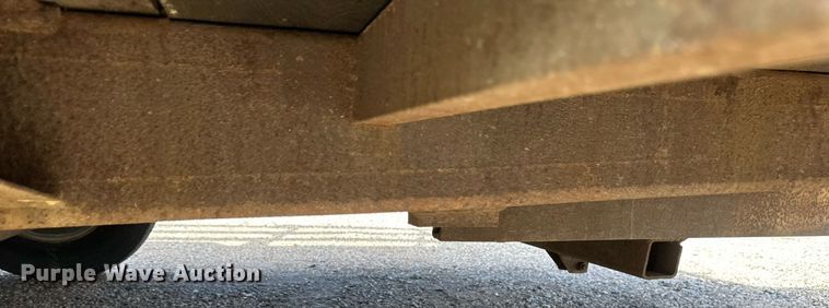 image for item EB2770 1976 equipment trailer