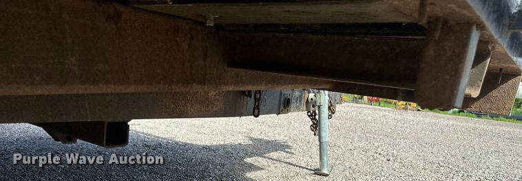 image for item EB2770 1976 equipment trailer