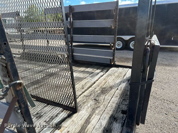 image for item EB2770 1976 equipment trailer