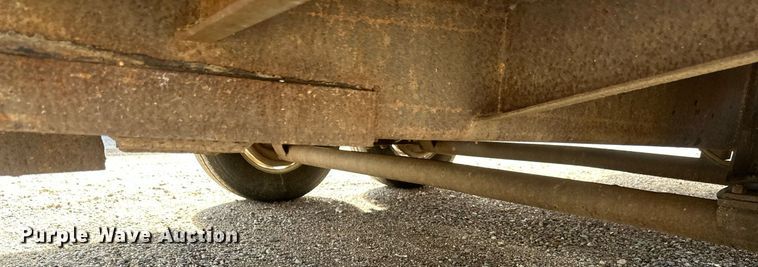 image for item EB2770 1976 equipment trailer