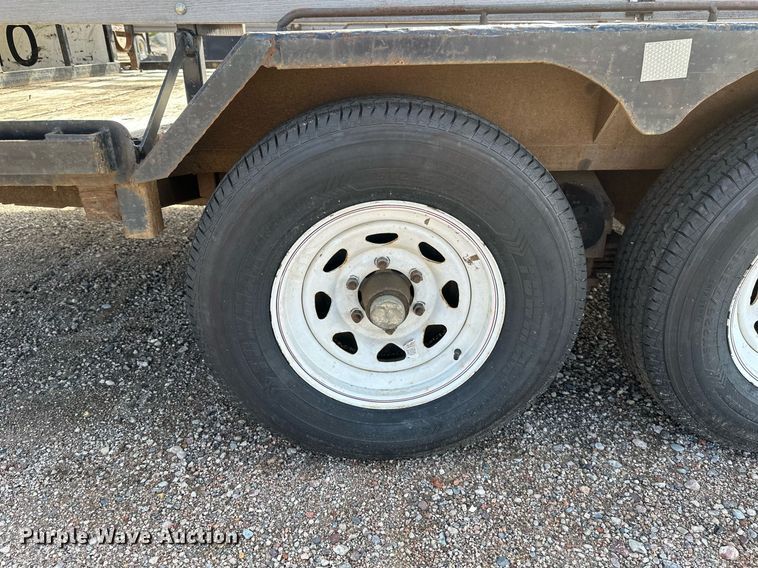 image for item EB2770 1976 equipment trailer