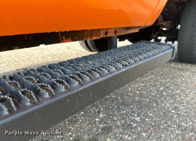 image for item EB2771 2009 Ford F450 Super Duty XL Crew Cab dump truck