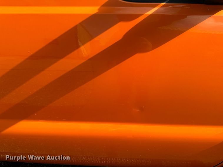 image for item EB2771 2009 Ford F450 Super Duty XL Crew Cab dump truck