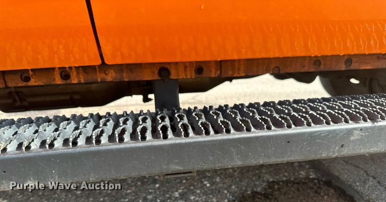 image for item EB2771 2009 Ford F450 Super Duty XL Crew Cab dump truck