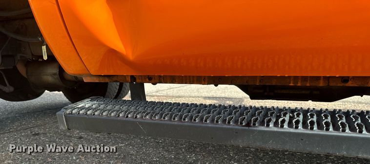 image for item EB2771 2009 Ford F450 Super Duty XL Crew Cab dump truck