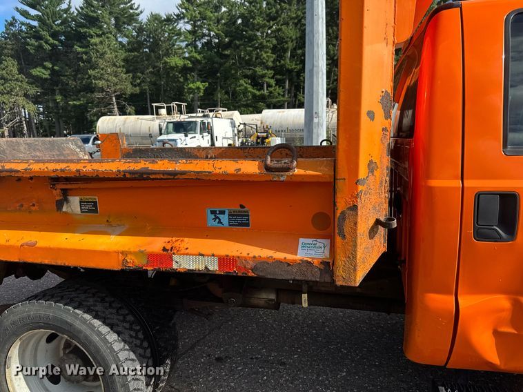 image for item EB2771 2009 Ford F450 Super Duty XL Crew Cab dump truck