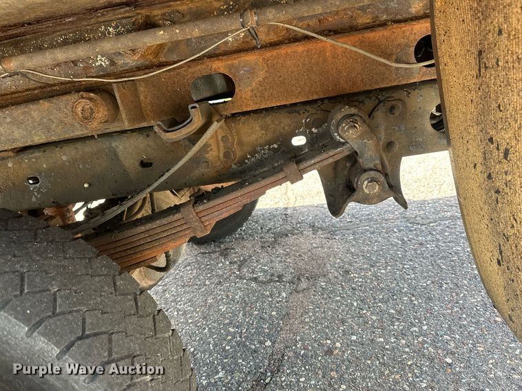 image for item EB2771 2009 Ford F450 Super Duty XL Crew Cab dump truck