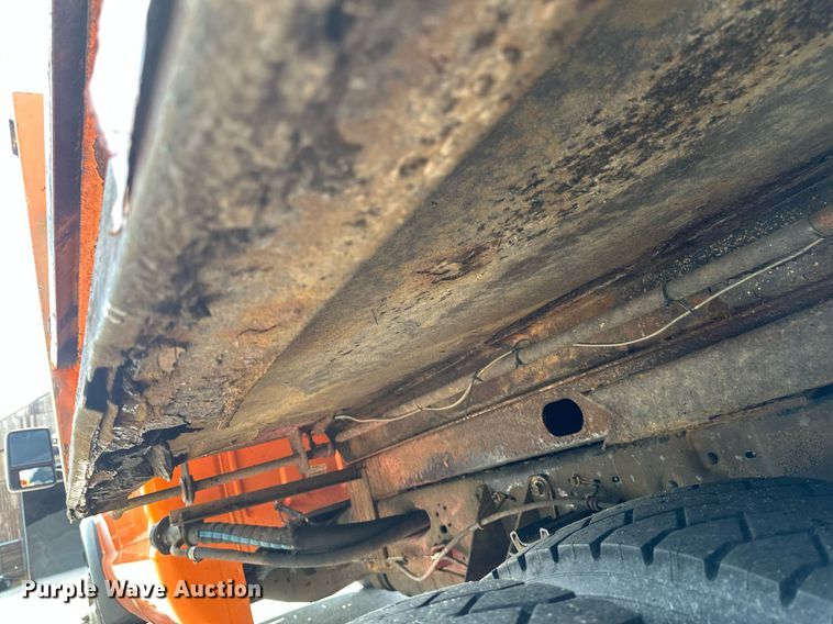 image for item EB2771 2009 Ford F450 Super Duty XL Crew Cab dump truck