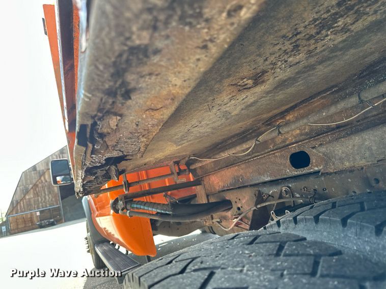 image for item EB2771 2009 Ford F450 Super Duty XL Crew Cab dump truck