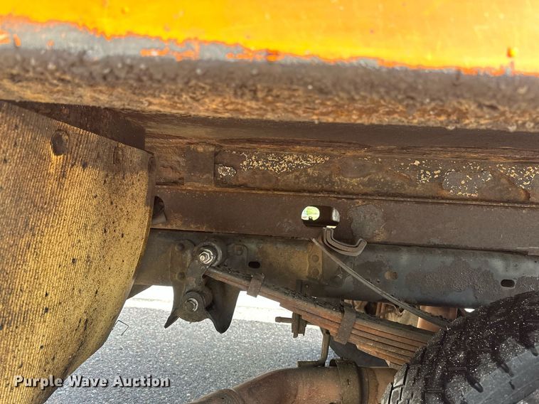 image for item EB2771 2009 Ford F450 Super Duty XL Crew Cab dump truck