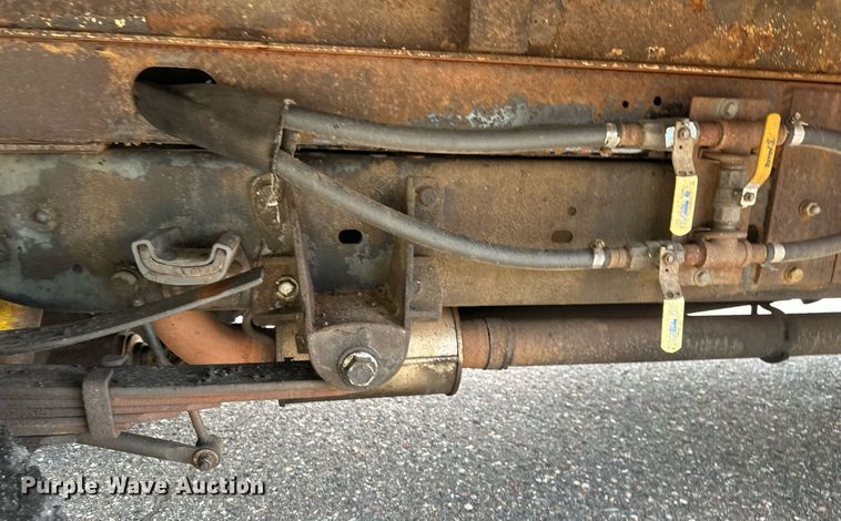 image for item EB2771 2009 Ford F450 Super Duty XL Crew Cab dump truck