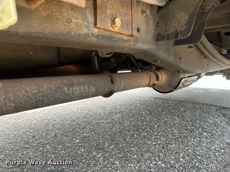 image for item EB2771 2009 Ford F450 Super Duty XL Crew Cab dump truck