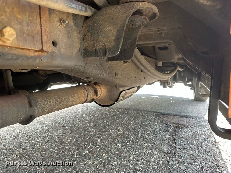 image for item EB2771 2009 Ford F450 Super Duty XL Crew Cab dump truck