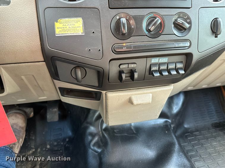 image for item EB2771 2009 Ford F450 Super Duty XL Crew Cab dump truck