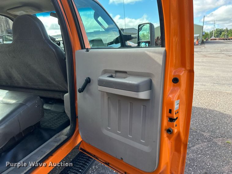 image for item EB2771 2009 Ford F450 Super Duty XL Crew Cab dump truck