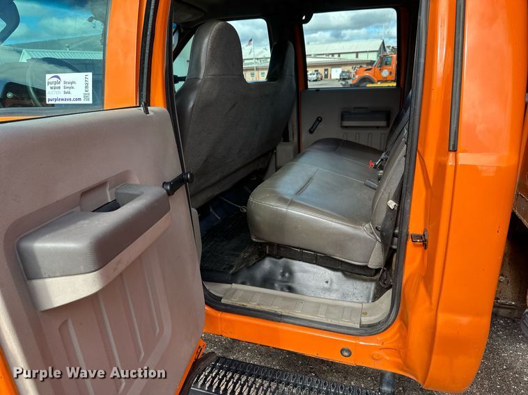 image for item EB2771 2009 Ford F450 Super Duty XL Crew Cab dump truck
