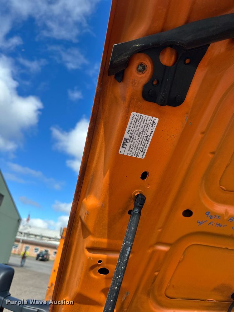 image for item EB2771 2009 Ford F450 Super Duty XL Crew Cab dump truck