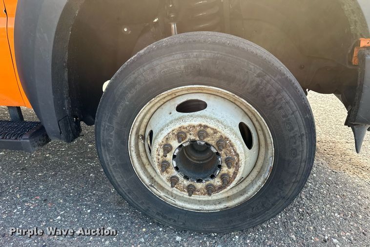 image for item EB2771 2009 Ford F450 Super Duty XL Crew Cab dump truck