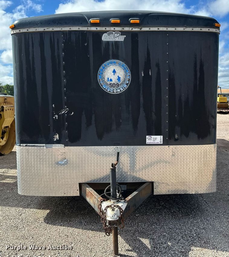 image for item EB2772 2002 Forest River enclosed cargo trailer