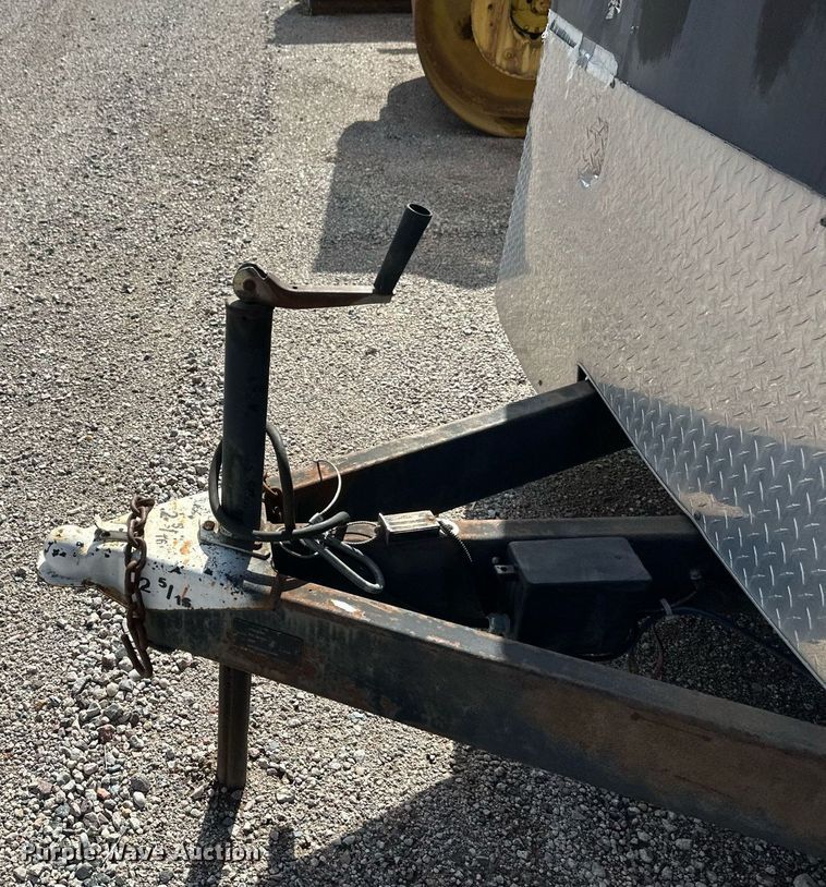 image for item EB2772 2002 Forest River enclosed cargo trailer