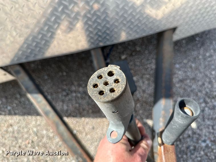 image for item EB2772 2002 Forest River enclosed cargo trailer