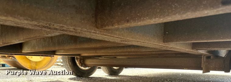 image for item EB2772 2002 Forest River enclosed cargo trailer