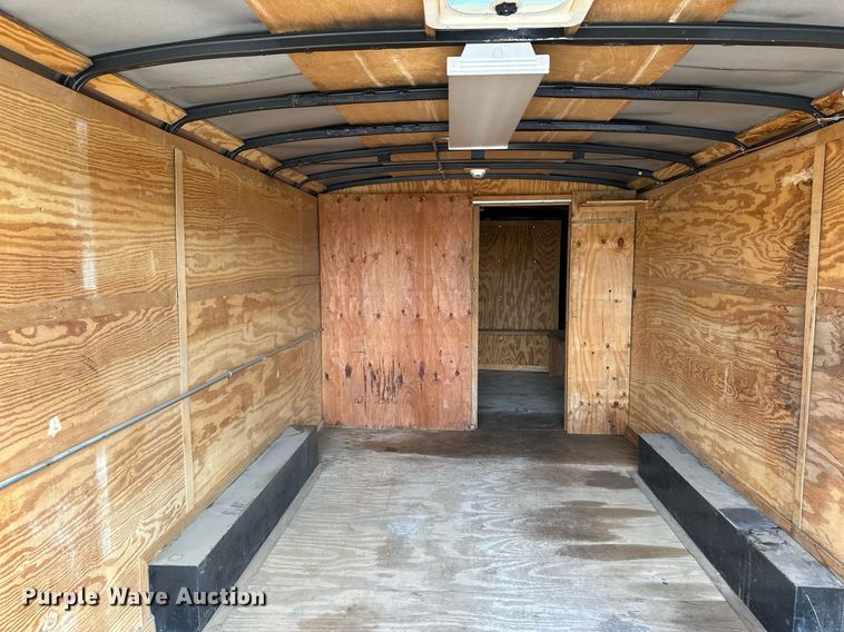 image for item EB2772 2002 Forest River enclosed cargo trailer