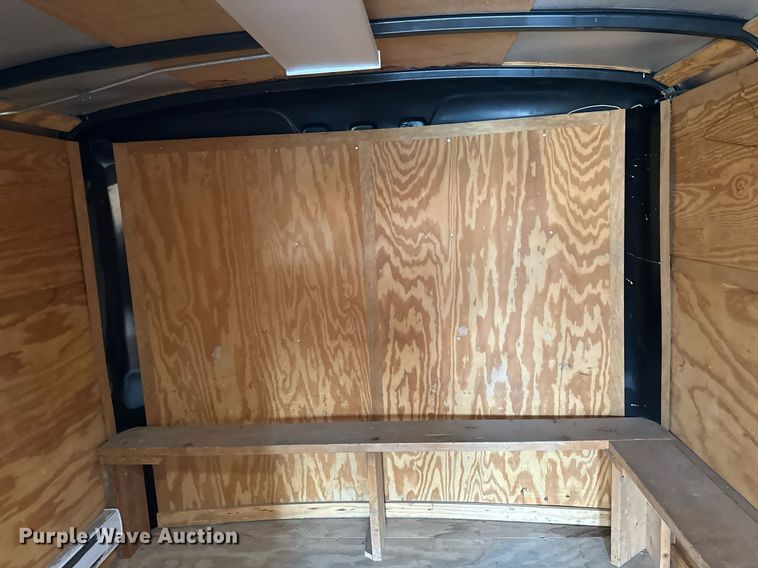 image for item EB2772 2002 Forest River enclosed cargo trailer