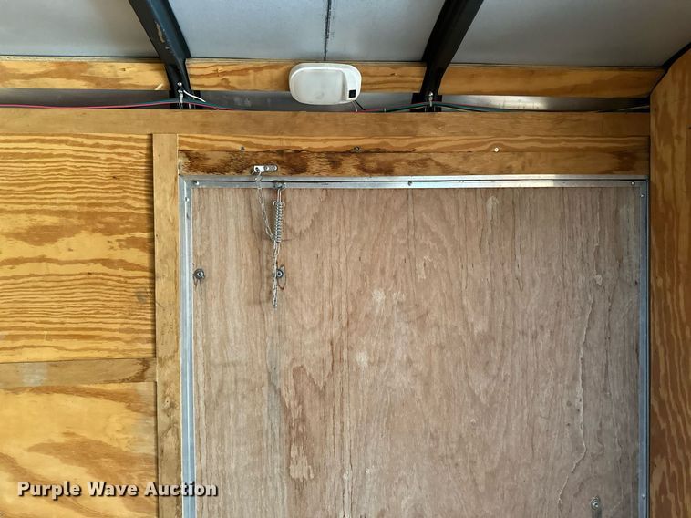 image for item EB2772 2002 Forest River enclosed cargo trailer