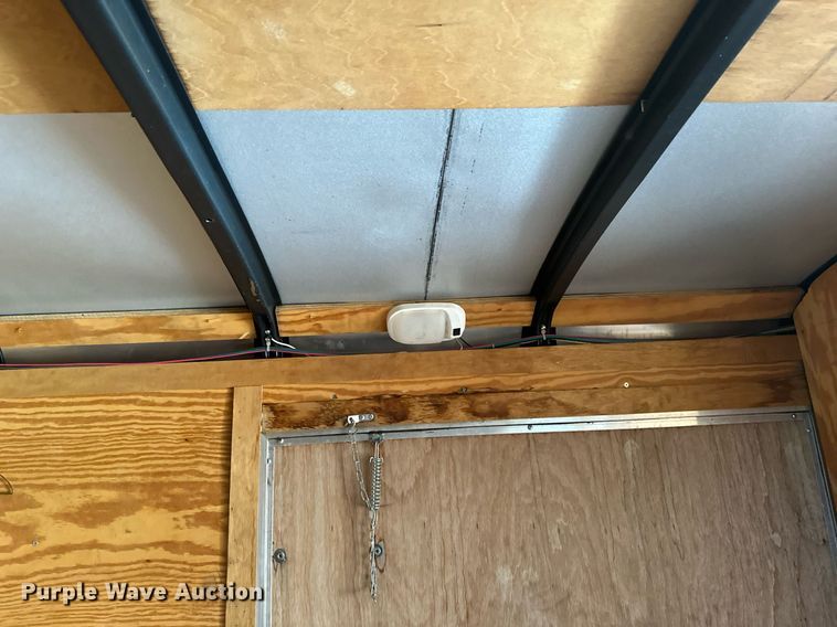 image for item EB2772 2002 Forest River enclosed cargo trailer