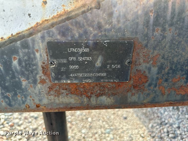 image for item EB2772 2002 Forest River enclosed cargo trailer