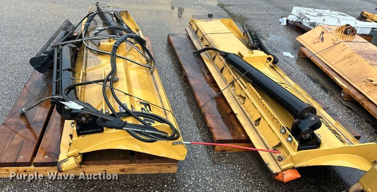 image for item EB2778 wheel loader snow plow