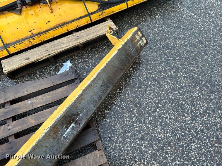 image for item EB2778 wheel loader snow plow