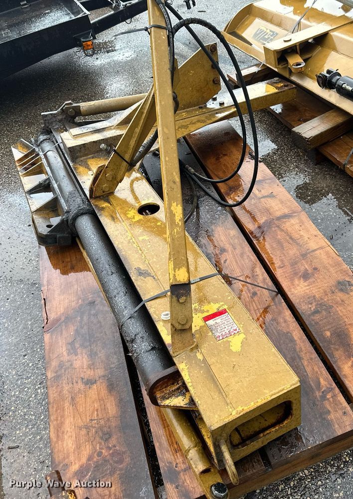 image for item EB2779 Falls motor grader snow wing plow