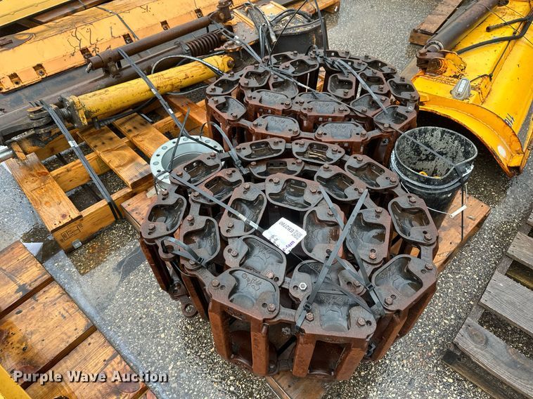 image for item EB2780 Over tire tracks