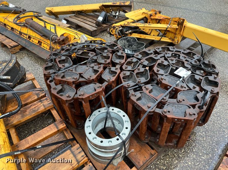 image for item EB2780 Over tire tracks