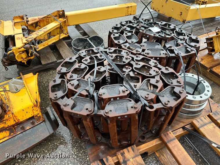 image for item EB2780 Over tire tracks