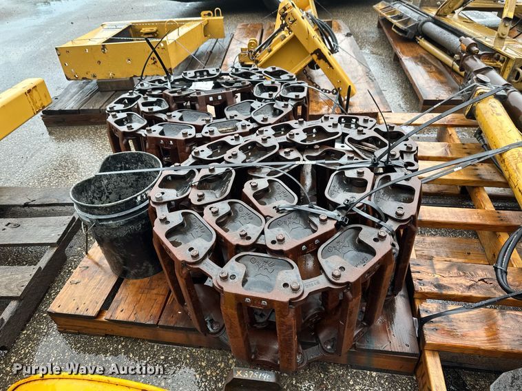 image for item EB2780 Over tire tracks