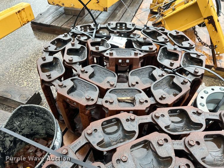 image for item EB2780 Over tire tracks