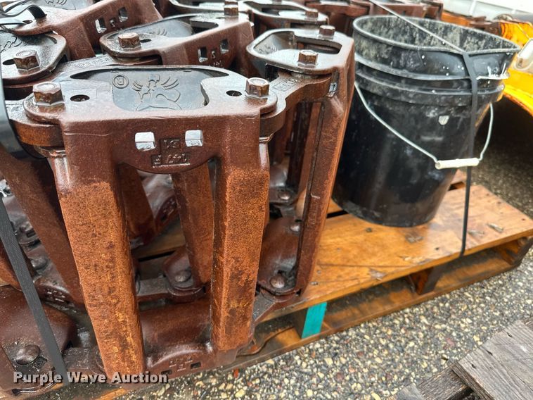 image for item EB2780 Over tire tracks