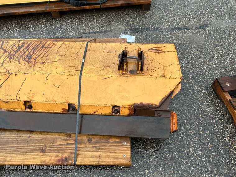 image for item EB2781 (2) wing plows