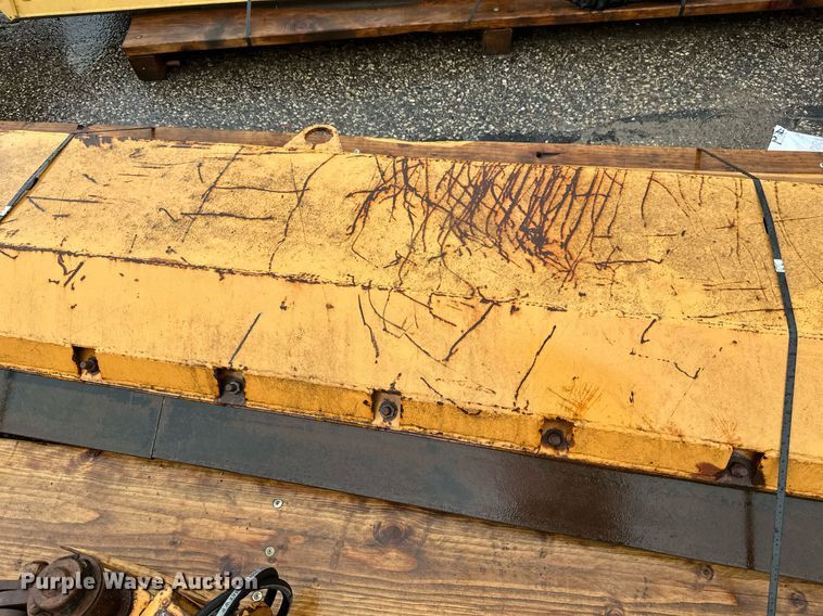 image for item EB2781 (2) wing plows