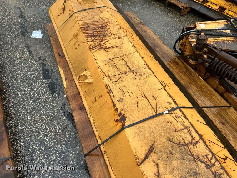 image for item EB2781 (2) wing plows