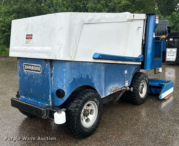 image for item EB2783 Zamboni ice resurfacer