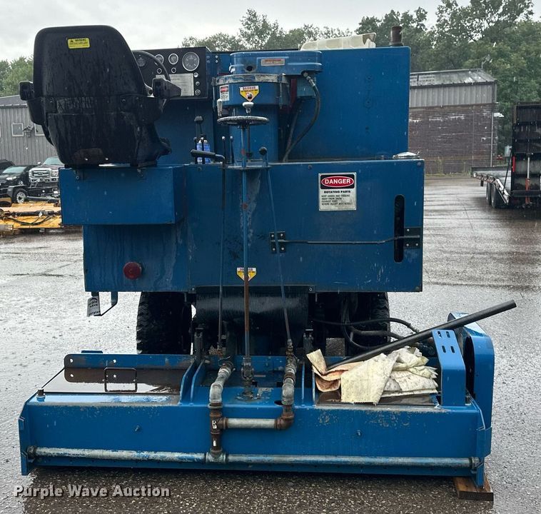 image for item EB2783 Zamboni ice resurfacer