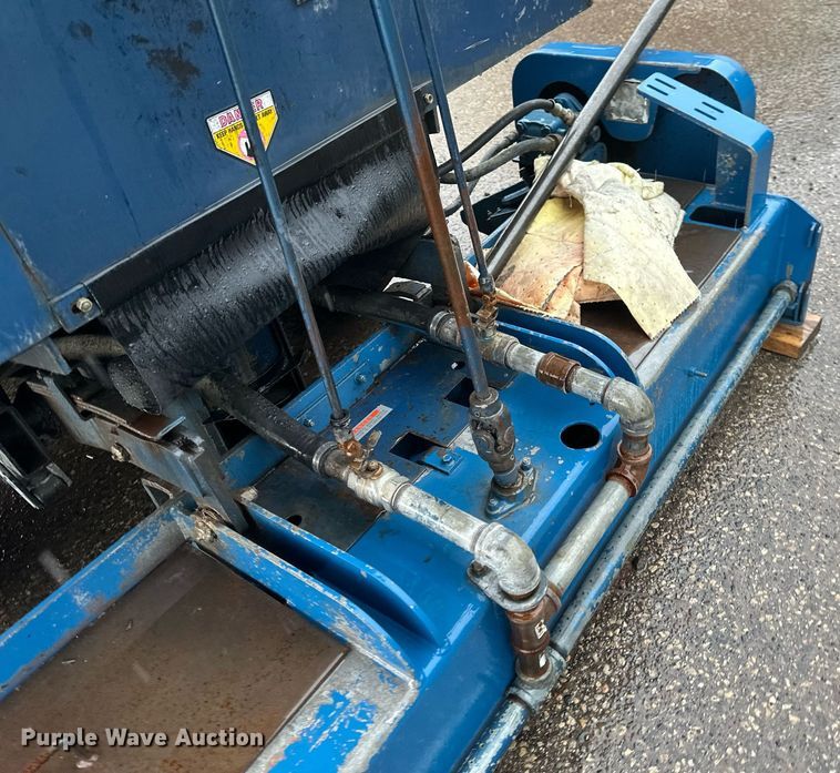 image for item EB2783 Zamboni ice resurfacer